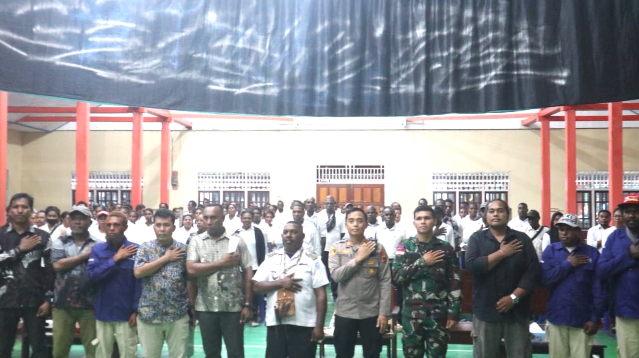 BAWASLU ASMAT HADIRI PELANTIKAN 217 ANGGOTA KPPS SE-DISTRIK AGATS