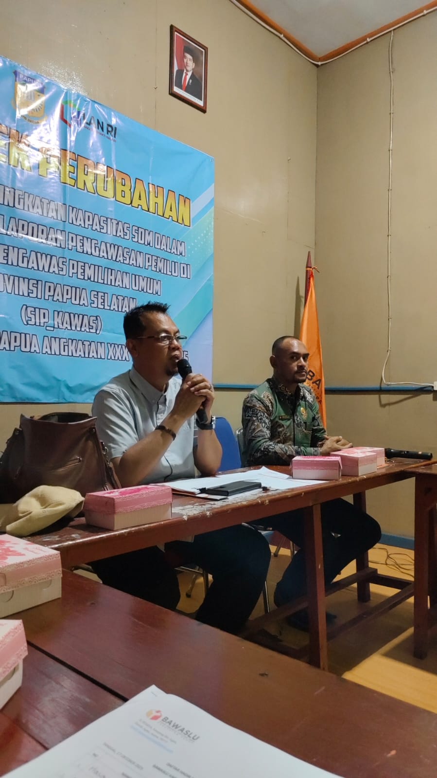 Kasek Bawaslu Papua Selatan Paparkan Strategi Peningkatan Kapasitas SDM dalam Rancangan Proyek Perubahan PKN II